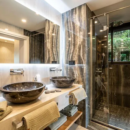 Appartement Gorgeous Ground Floor W/ Minipool & Patio *